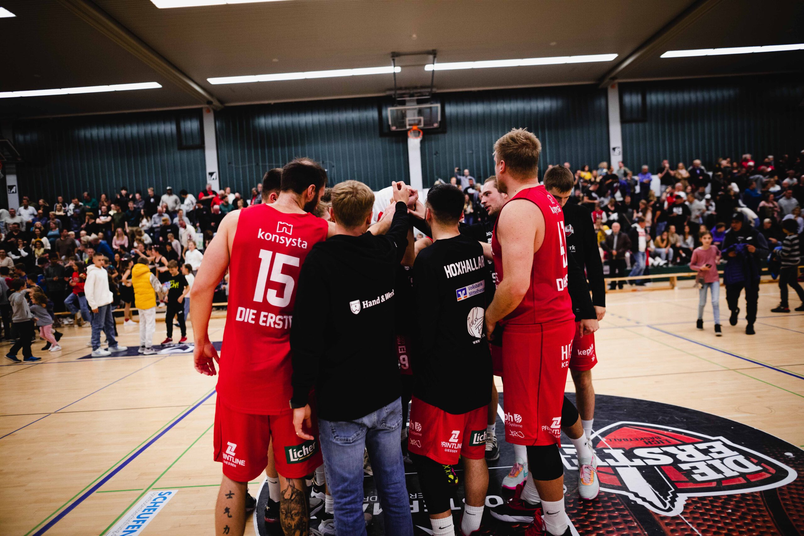 HEIMSIEG! 93:60 gegen Limburg